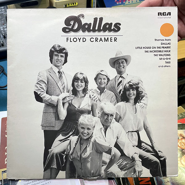 Floyd Cramer – Dallas [1980]